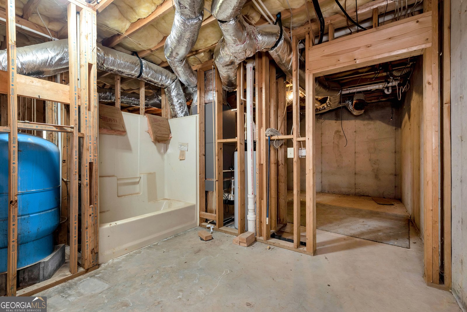 2640 Ben T Huiet Hwy Clarkesville - Photo 42