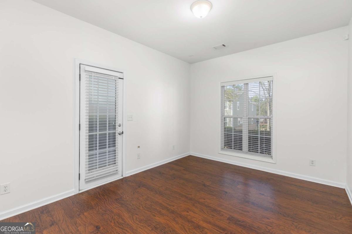 1008 Lake Pointe Court Suwanee - Photo 12