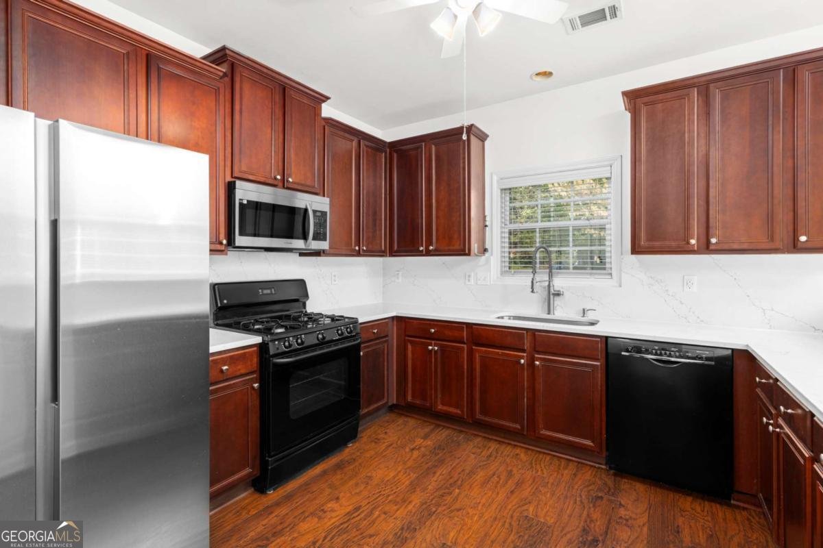 1008 Lake Pointe Court Suwanee - Photo 18