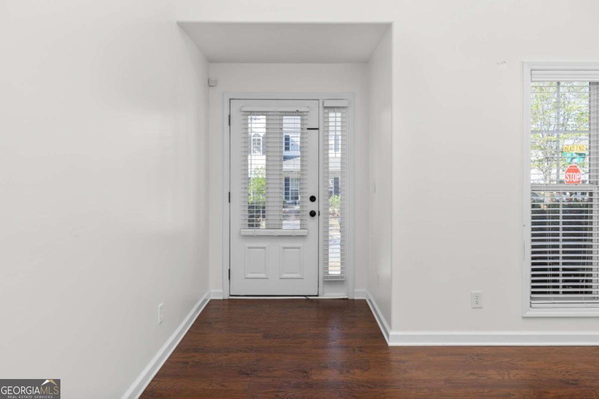 1008 Lake Pointe Court Suwanee - Photo 7