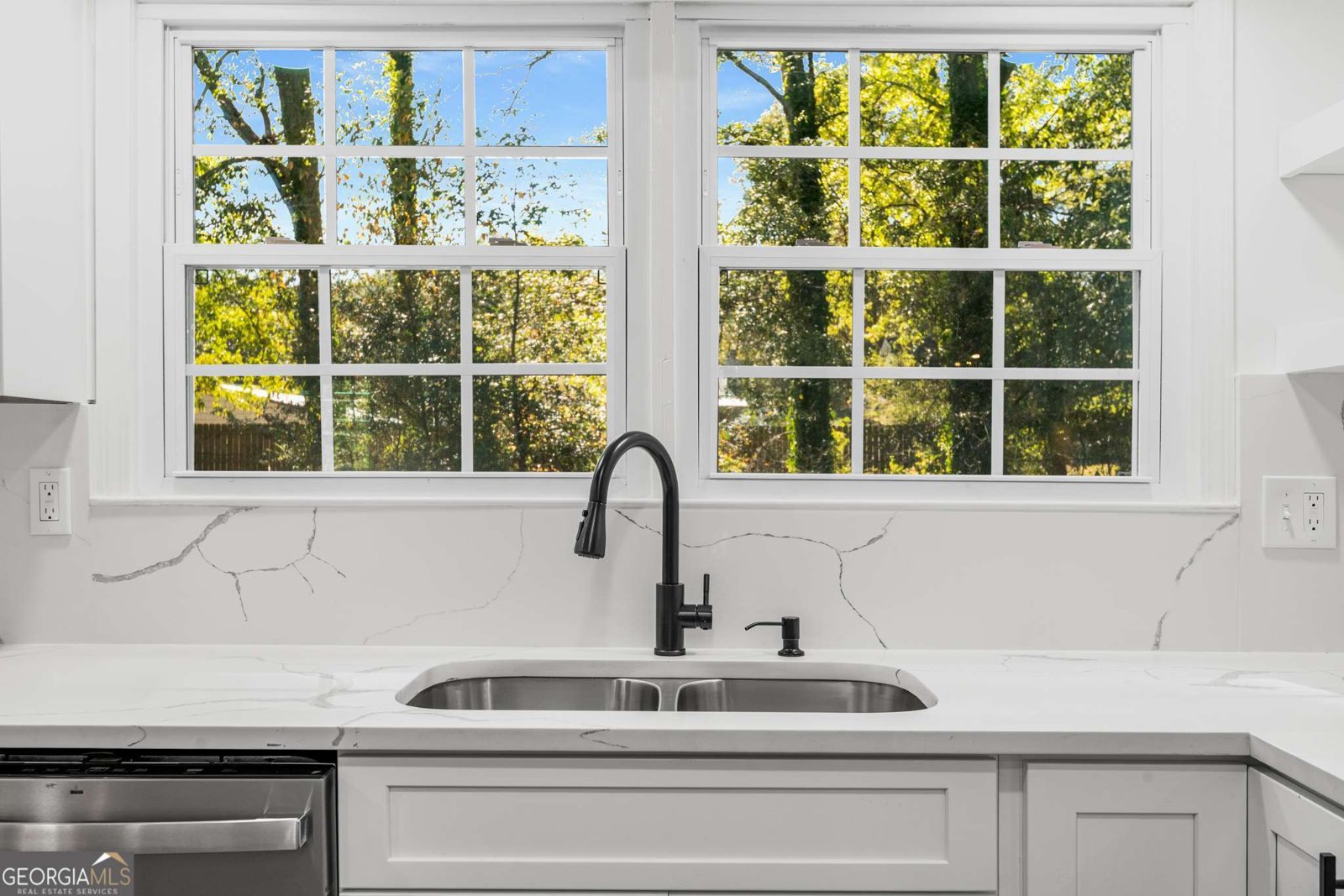 4889 Fairforest Drive Stone Mountain - Photo 19