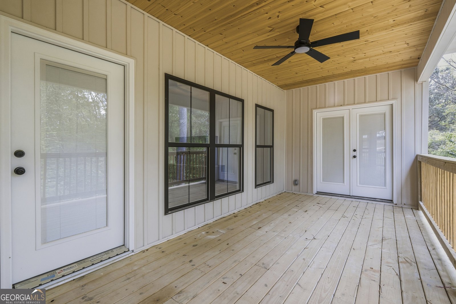 272 Clinton Crossing Drive Gray - Photo 10