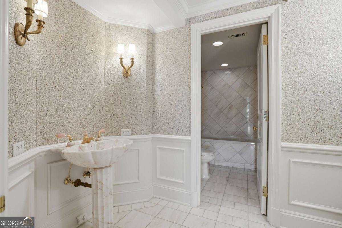 2660 Peachtree Road Atlanta - Photo 32