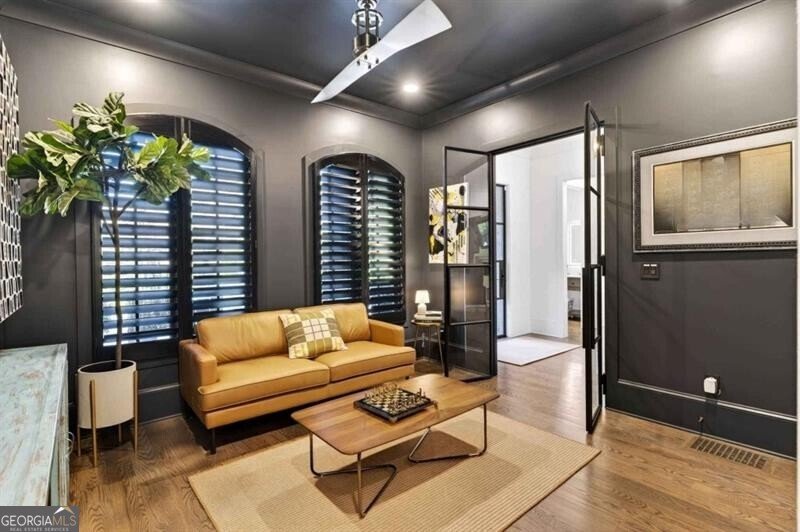 4075 Peachtree Dunwoody Road Atlanta - Photo 17