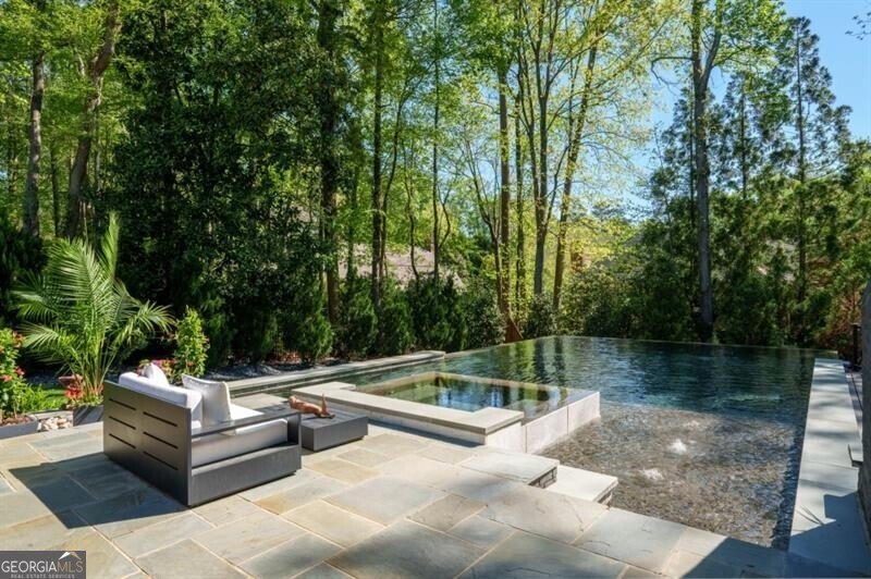 4075 Peachtree Dunwoody Road Atlanta - Photo 33