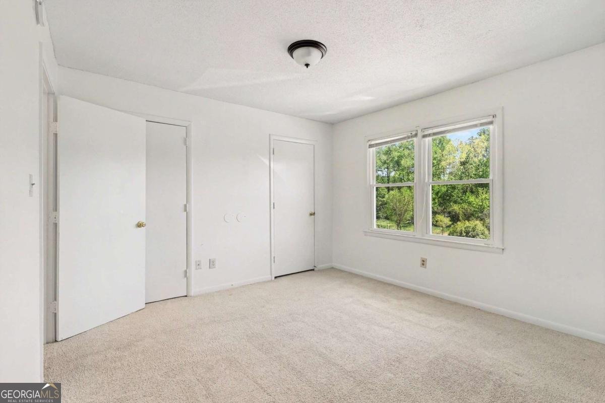 2060 Kings Gate Circle Snellville - Photo 19