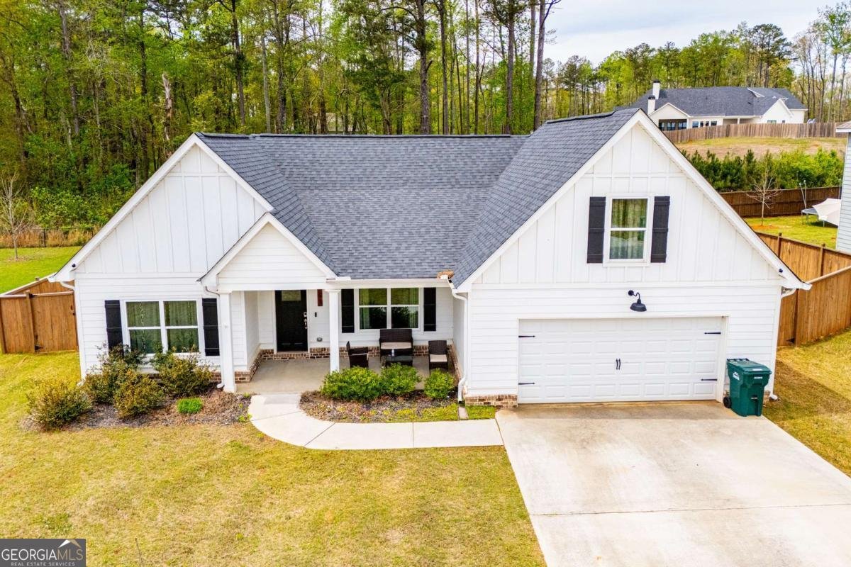 143 Springwood Drive Carrollton - Photo 1