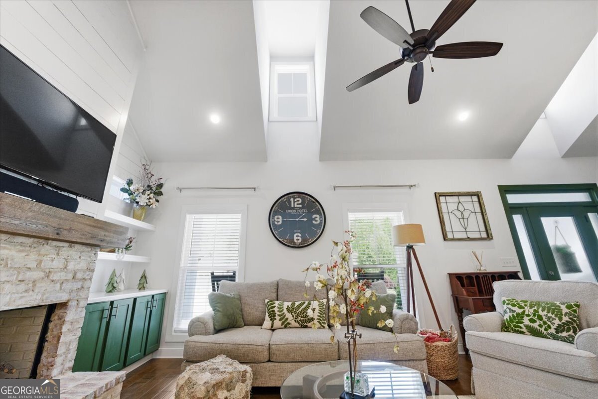 731 Markhams Drive Madison - Photo 6