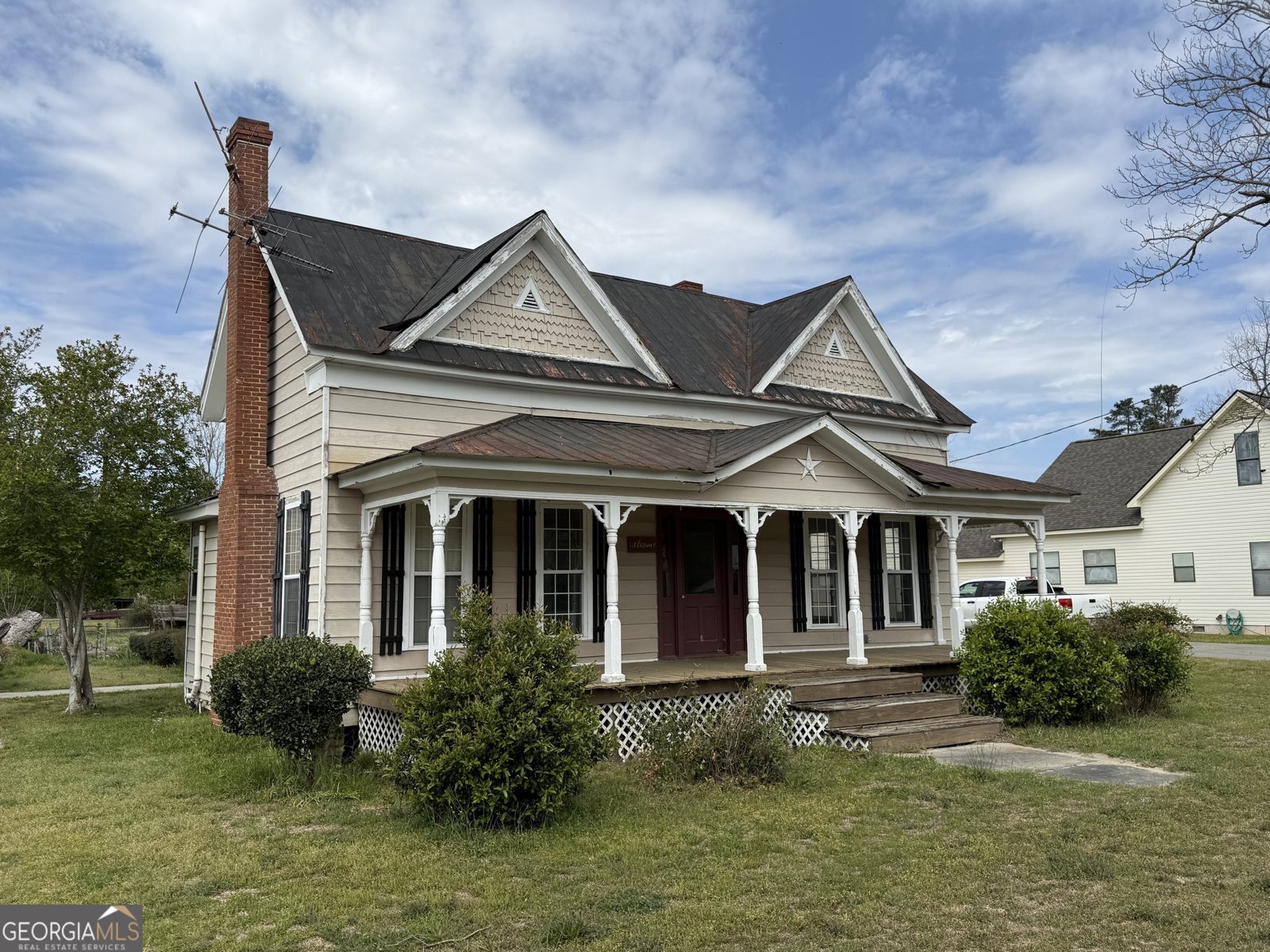 117 Railroad Street Garfield - Photo 1