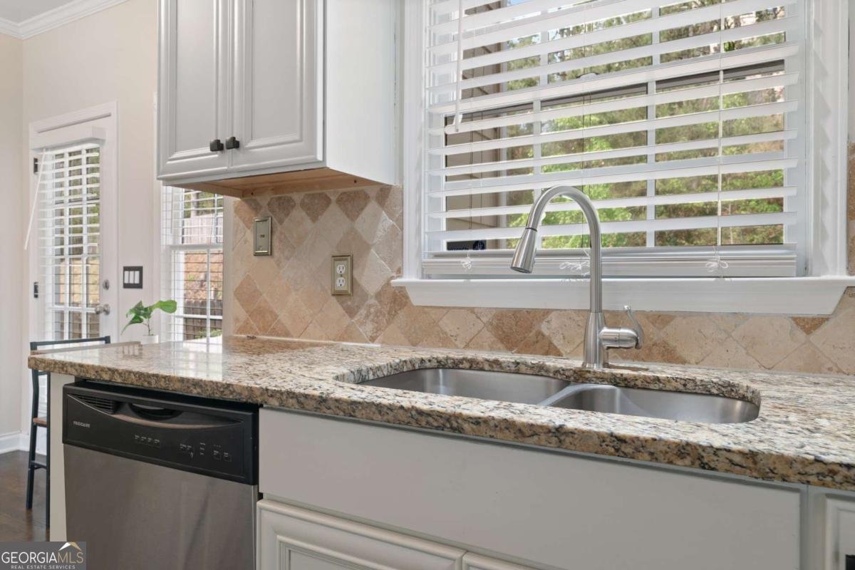 760 Gates Lane Alpharetta - Photo 12