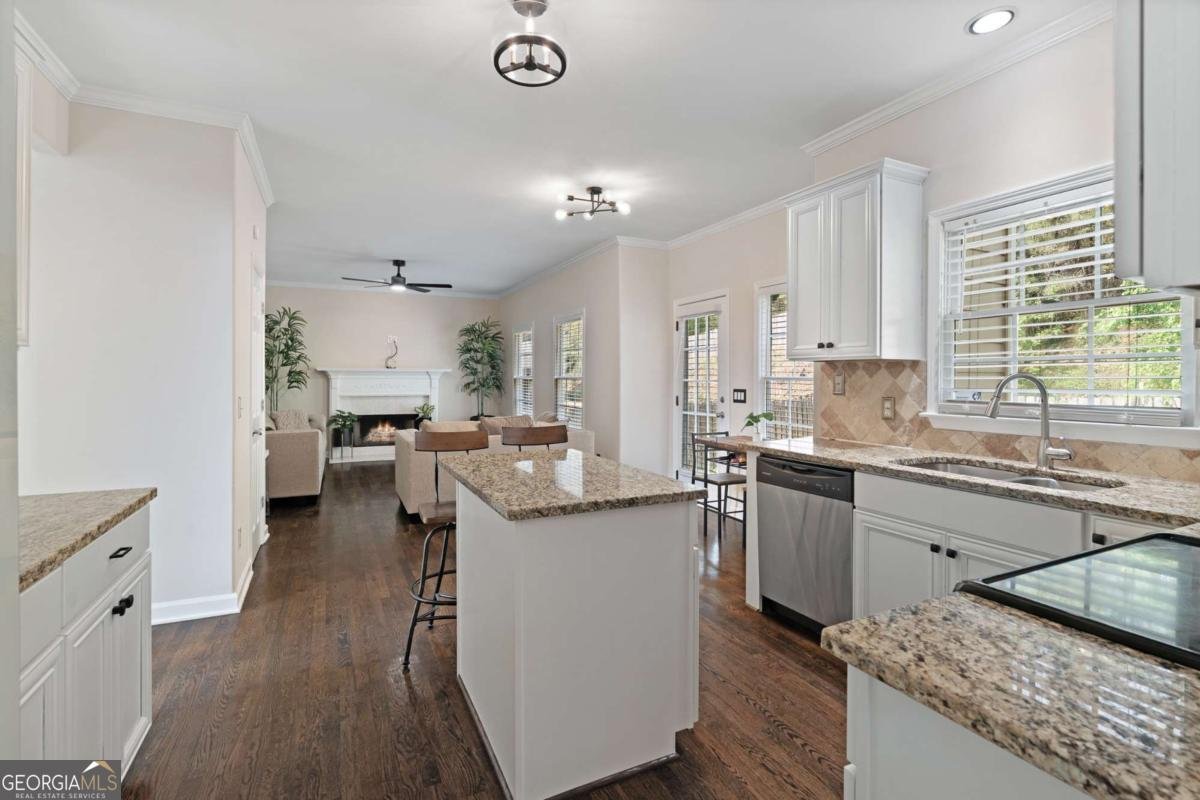 760 Gates Lane Alpharetta - Photo 15