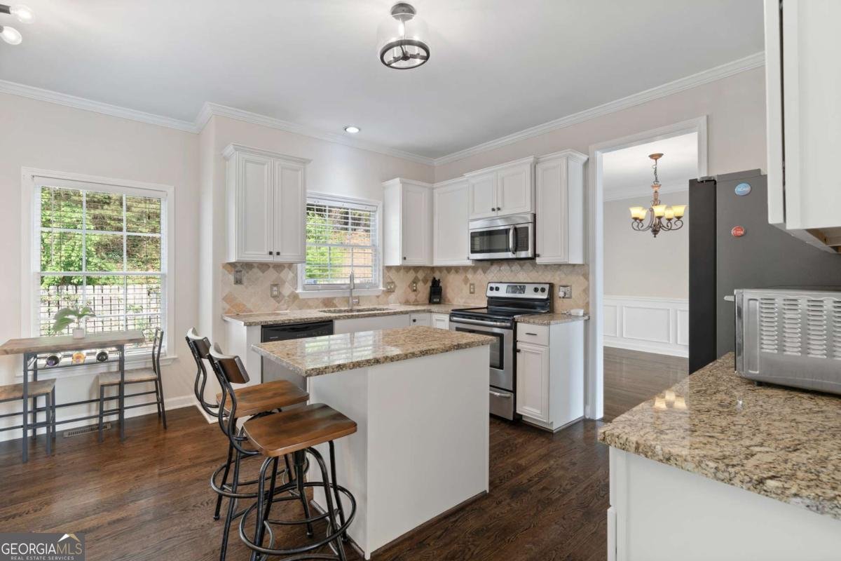 760 Gates Lane Alpharetta - Photo 9