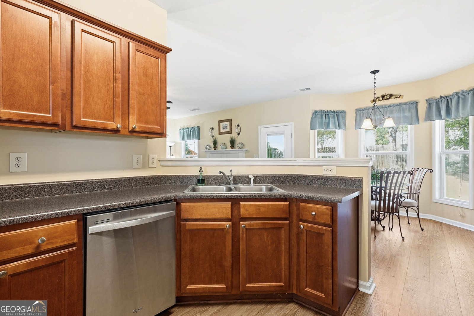 2596 Gristhaven Lane Buford - Photo 14