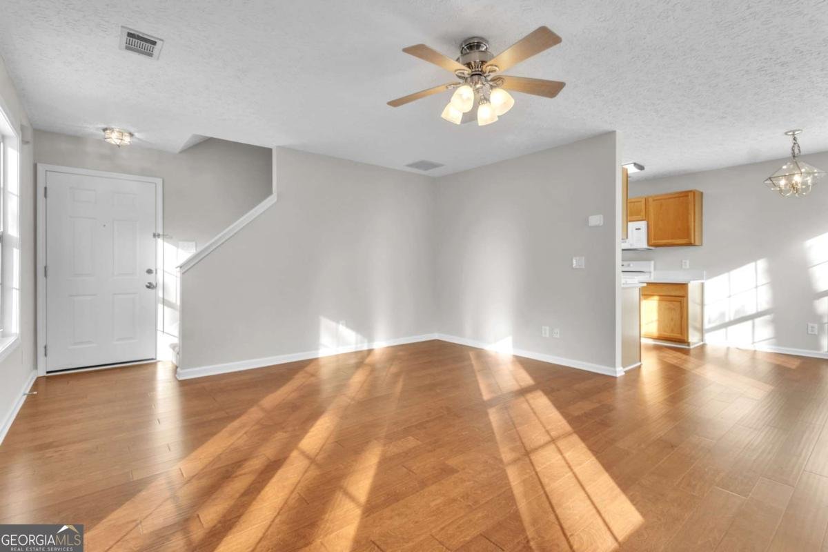 1050 Daventry Crossing Woodstock - Photo 6