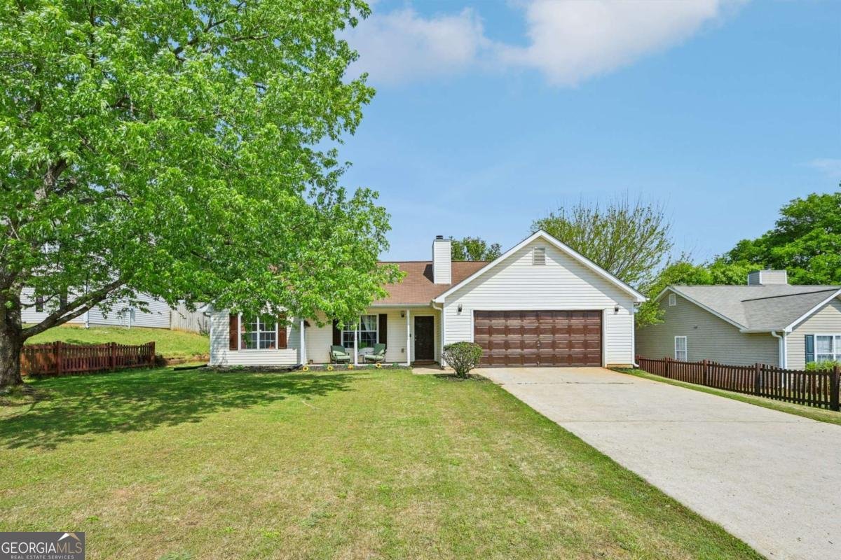 7030 Kingston Lane Mcdonough - Photo 1