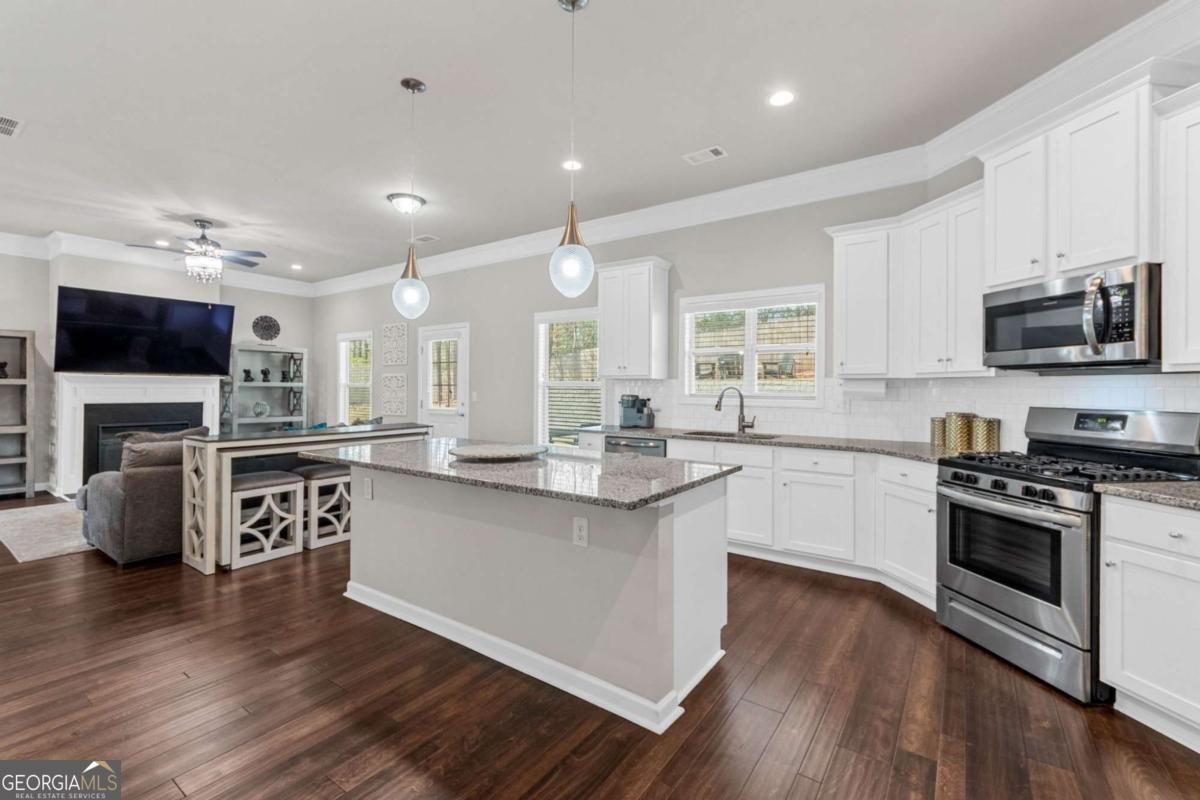 1751 Treymire Court Stone Mountain - Photo 7