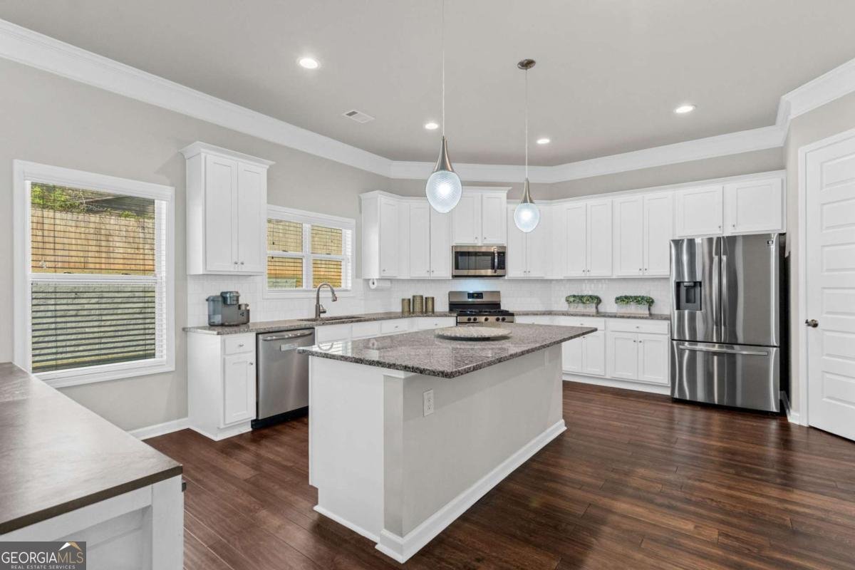 1751 Treymire Court Stone Mountain - Photo 9