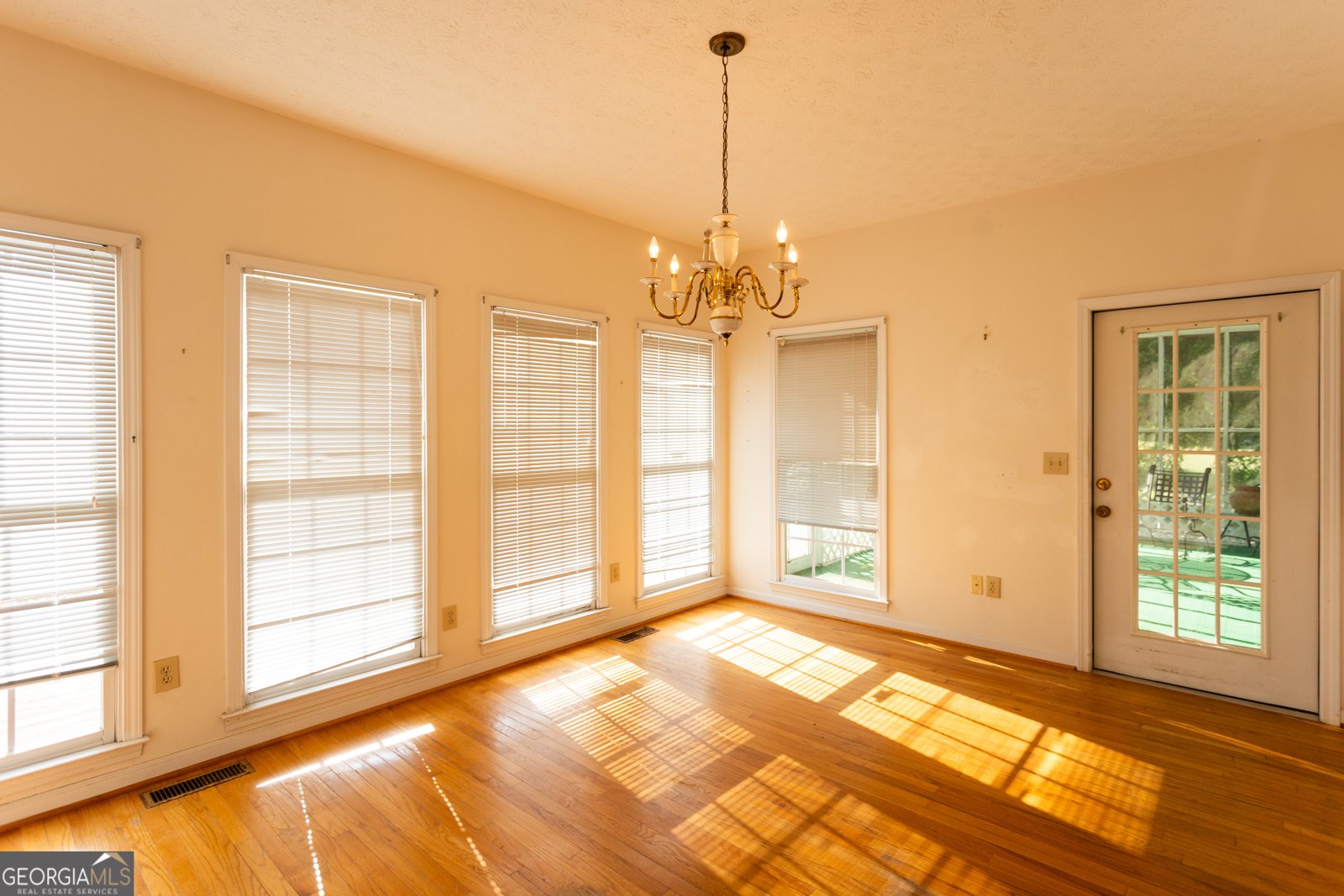 1643 PJ East Road Covington - Photo 30