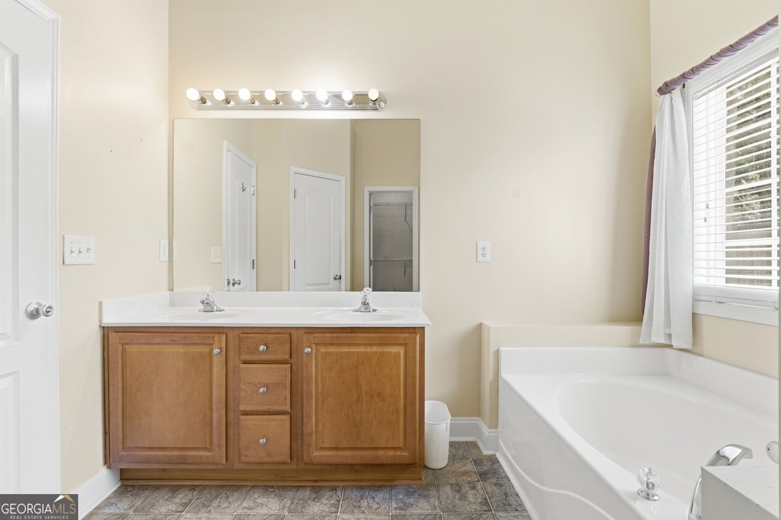 404 Vineyard Drive Dallas - Photo 36