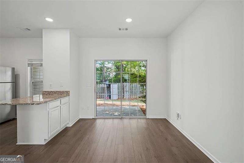 1763 Stanwood Drive Kennesaw - Photo 18