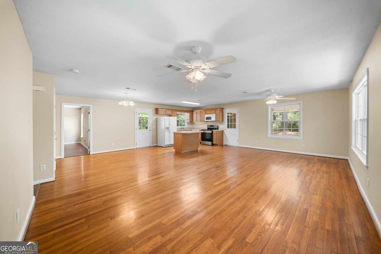 103 Forest Road Sylvania - Photo 6