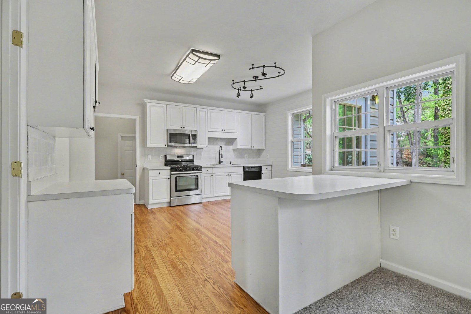 3055 Heatherstone Drive Cumming - Photo 9