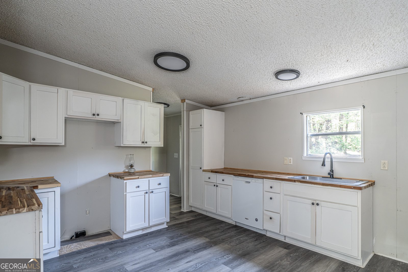 71 Kirk Road White - Photo 10