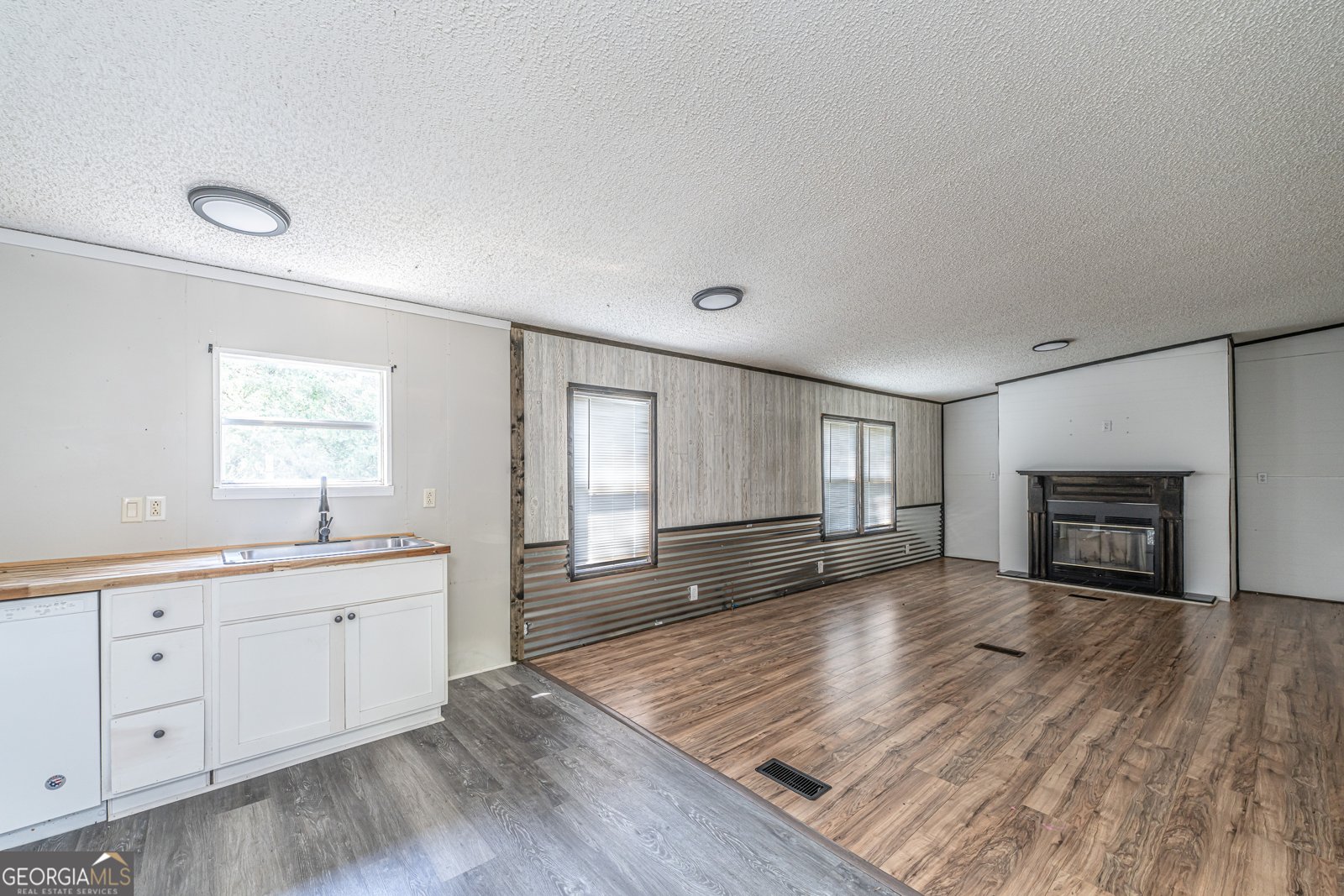 71 Kirk Road White - Photo 12