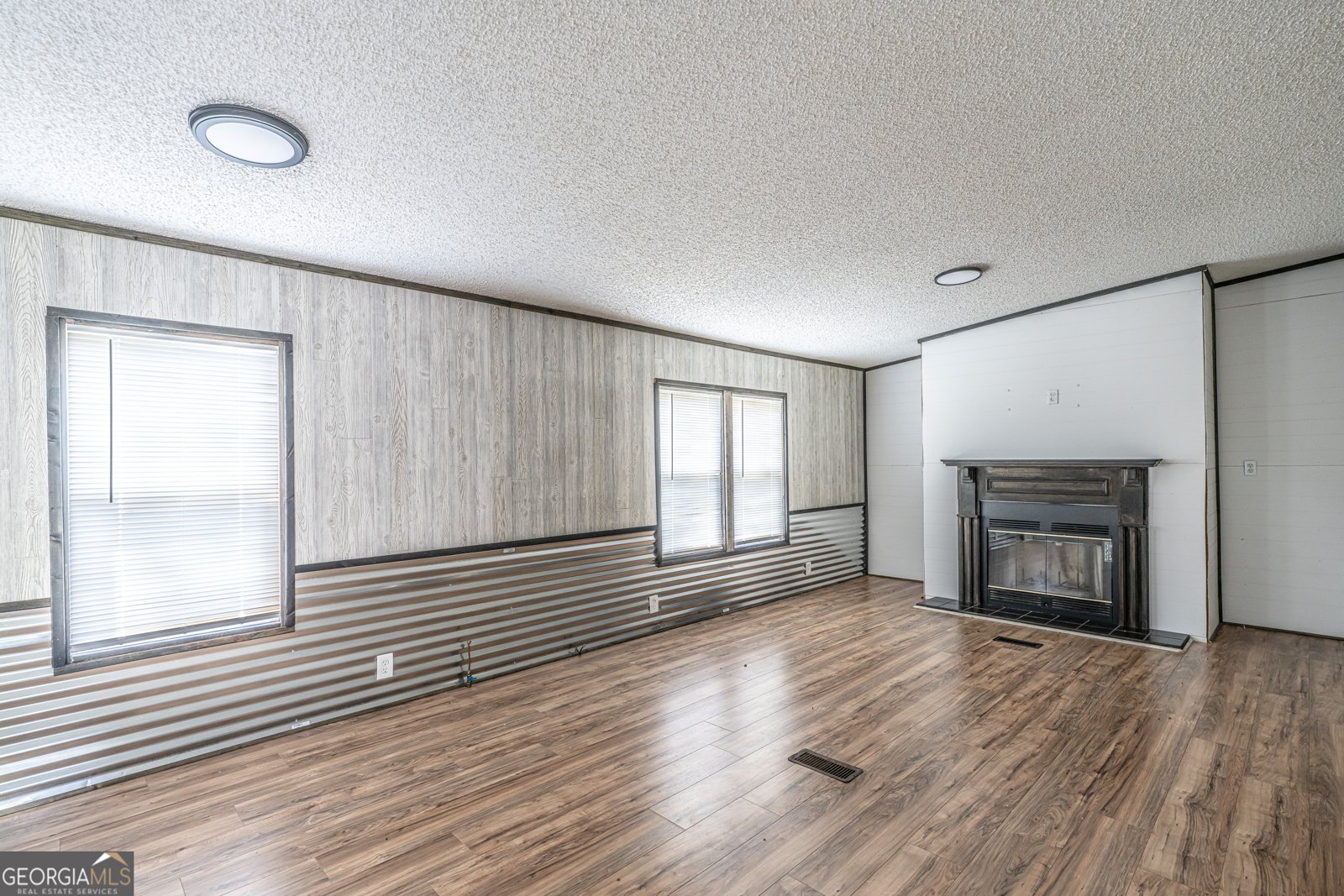 71 Kirk Road White - Photo 6