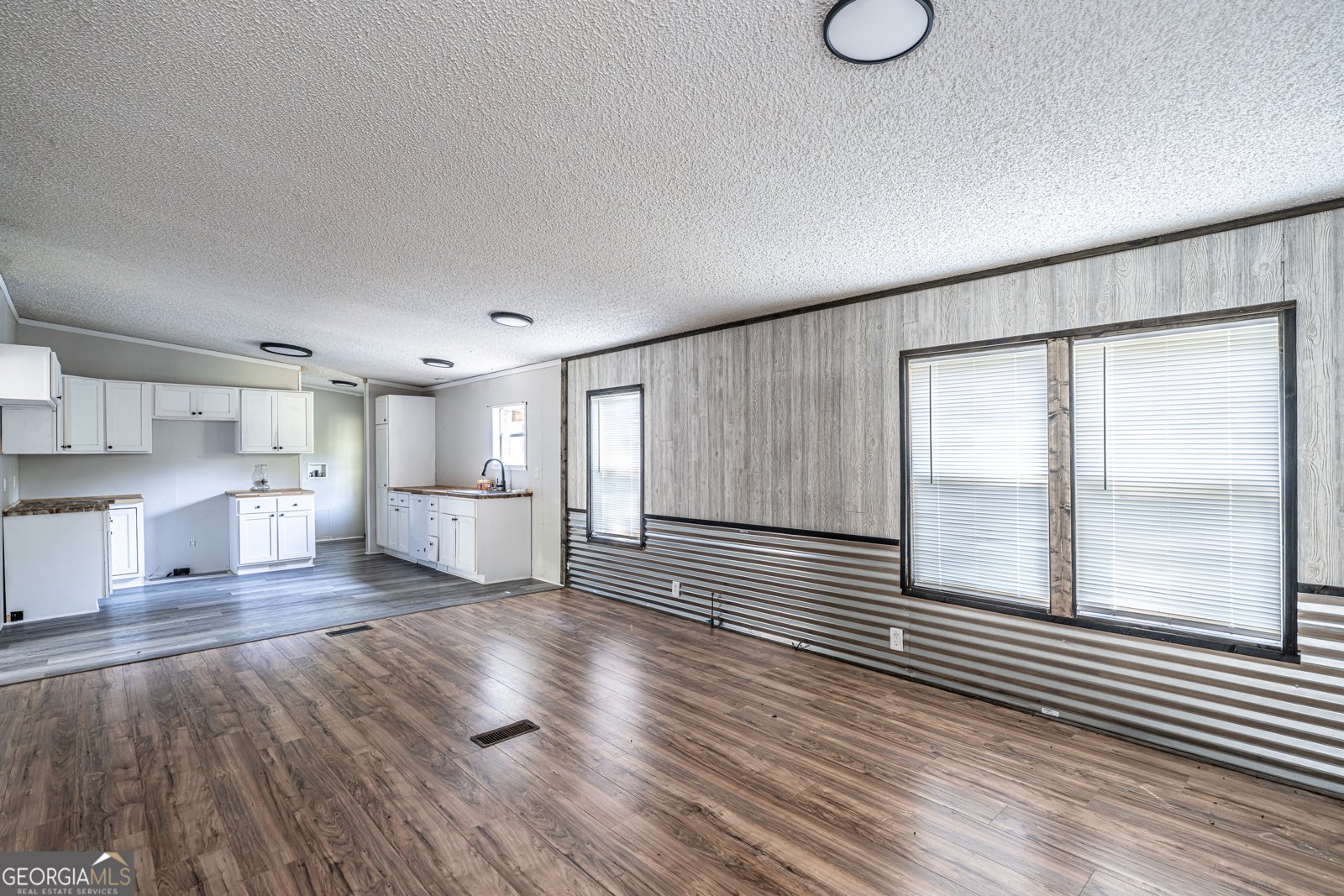 71 Kirk Road White - Photo 7