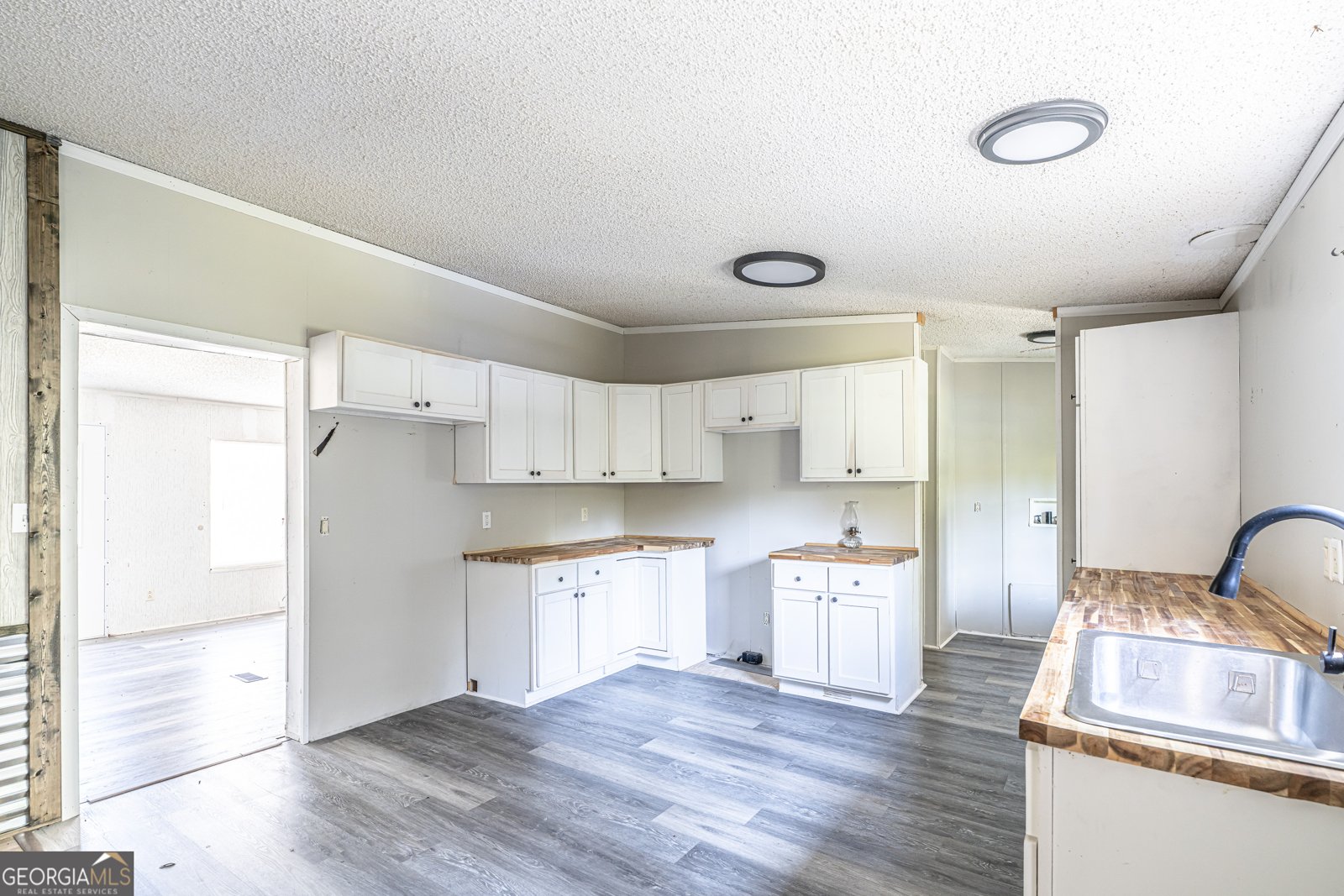 71 Kirk Road White - Photo 9