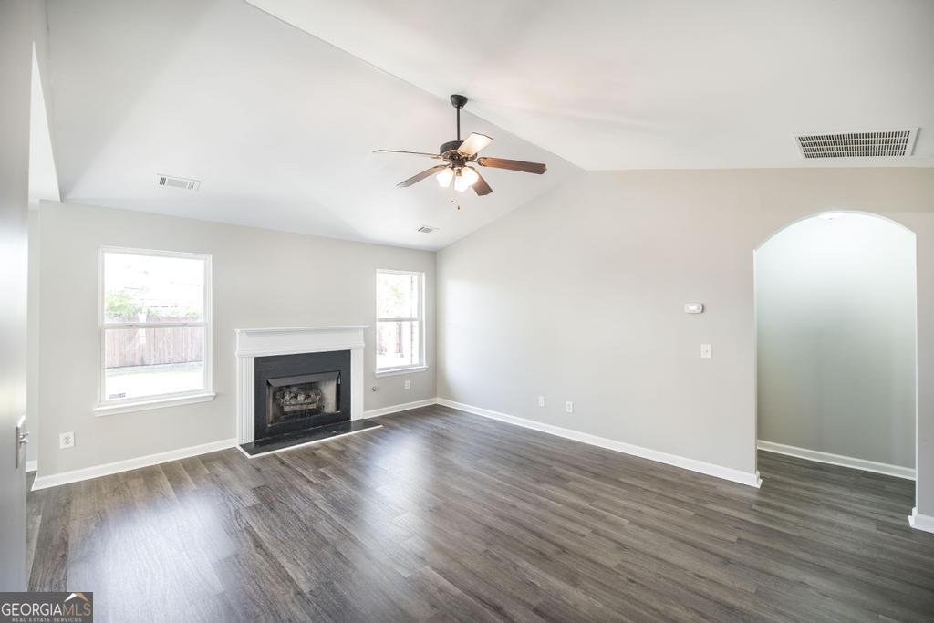 229 Burr Drive Byron - Photo 10