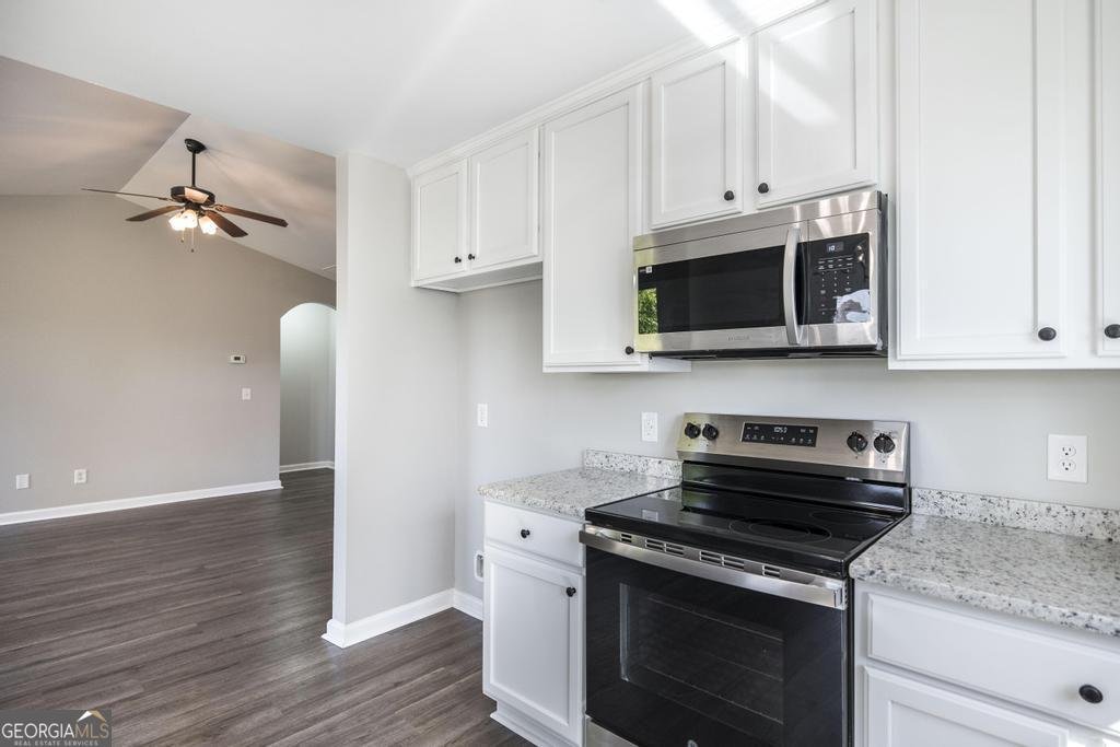 229 Burr Drive Byron - Photo 16