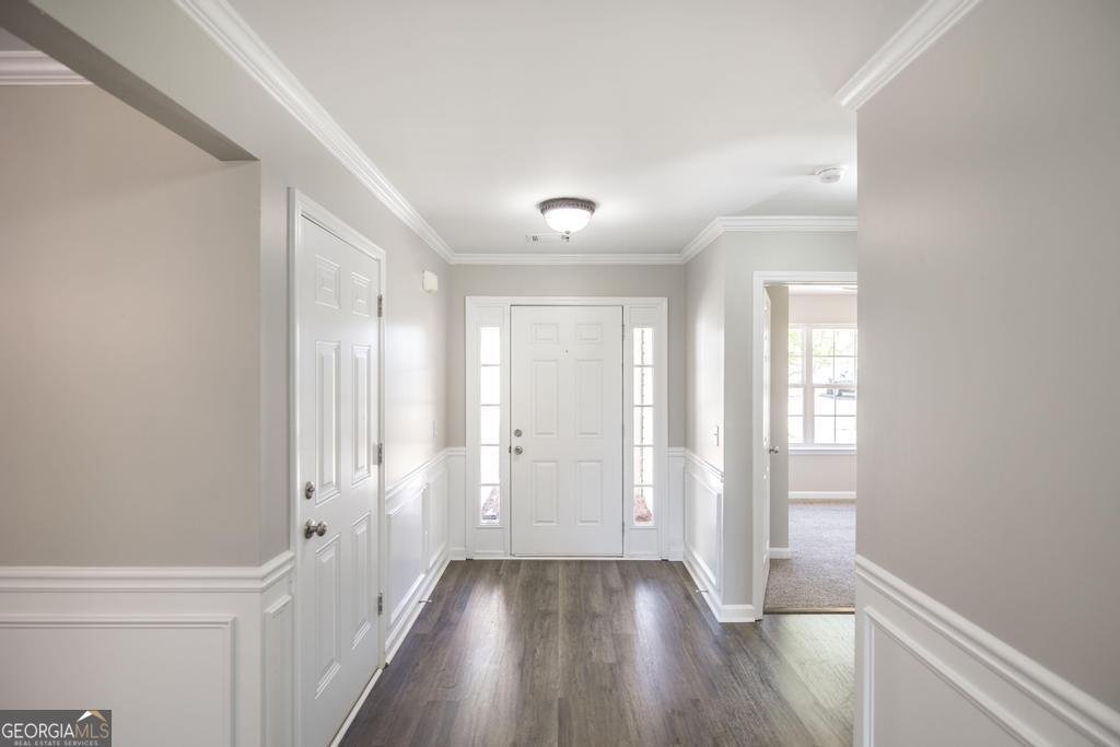 229 Burr Drive Byron - Photo 7