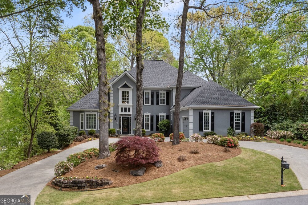 210 Lakeside Drive Kennesaw - Photo 1