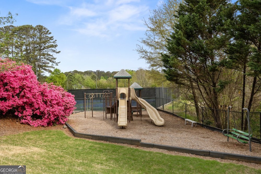 210 Lakeside Drive Kennesaw - Photo 76