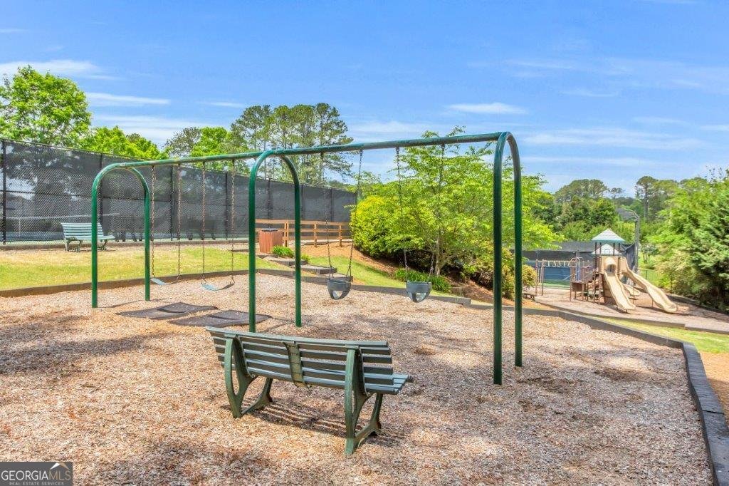 210 Lakeside Drive Kennesaw - Photo 77