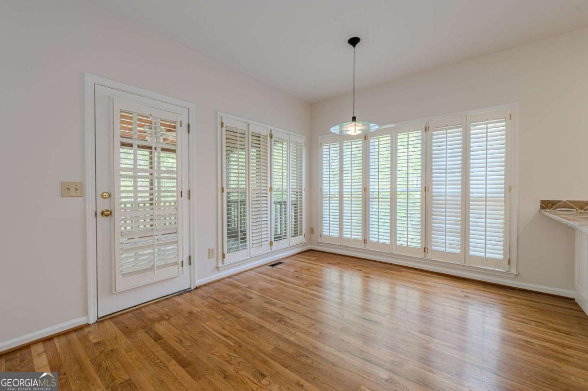 13070 Magnolia Crescent Drive Roswell - Photo 8