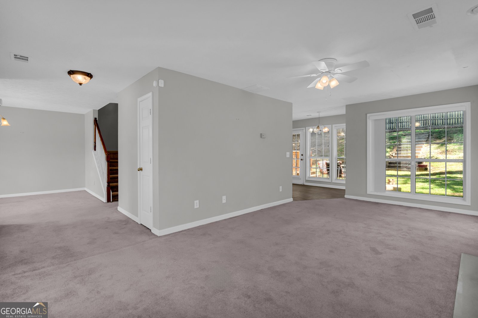 228 Kensington Trace Stockbridge - Photo 12