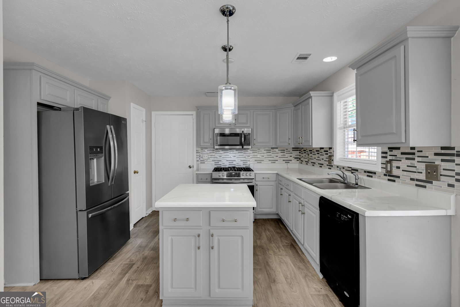 228 Kensington Trace Stockbridge - Photo 22