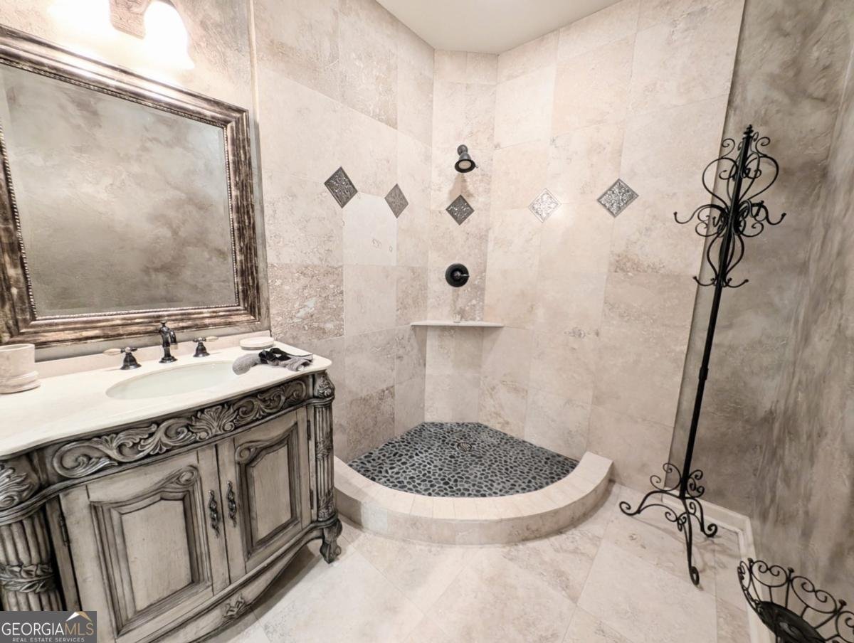 7451 Shady Glen Drive Flowery Branch - Photo 40