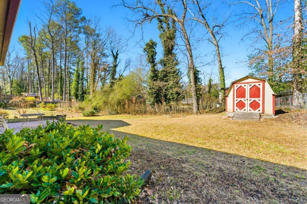 618 ROCKBOROUGH Drive Stone Mountain - Photo 21