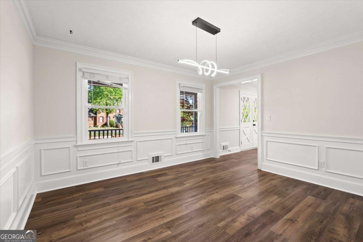 4922 Signal Court Lilburn - Photo 8