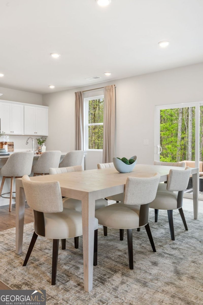 8051 Dickens Drive Fairburn - Photo 17