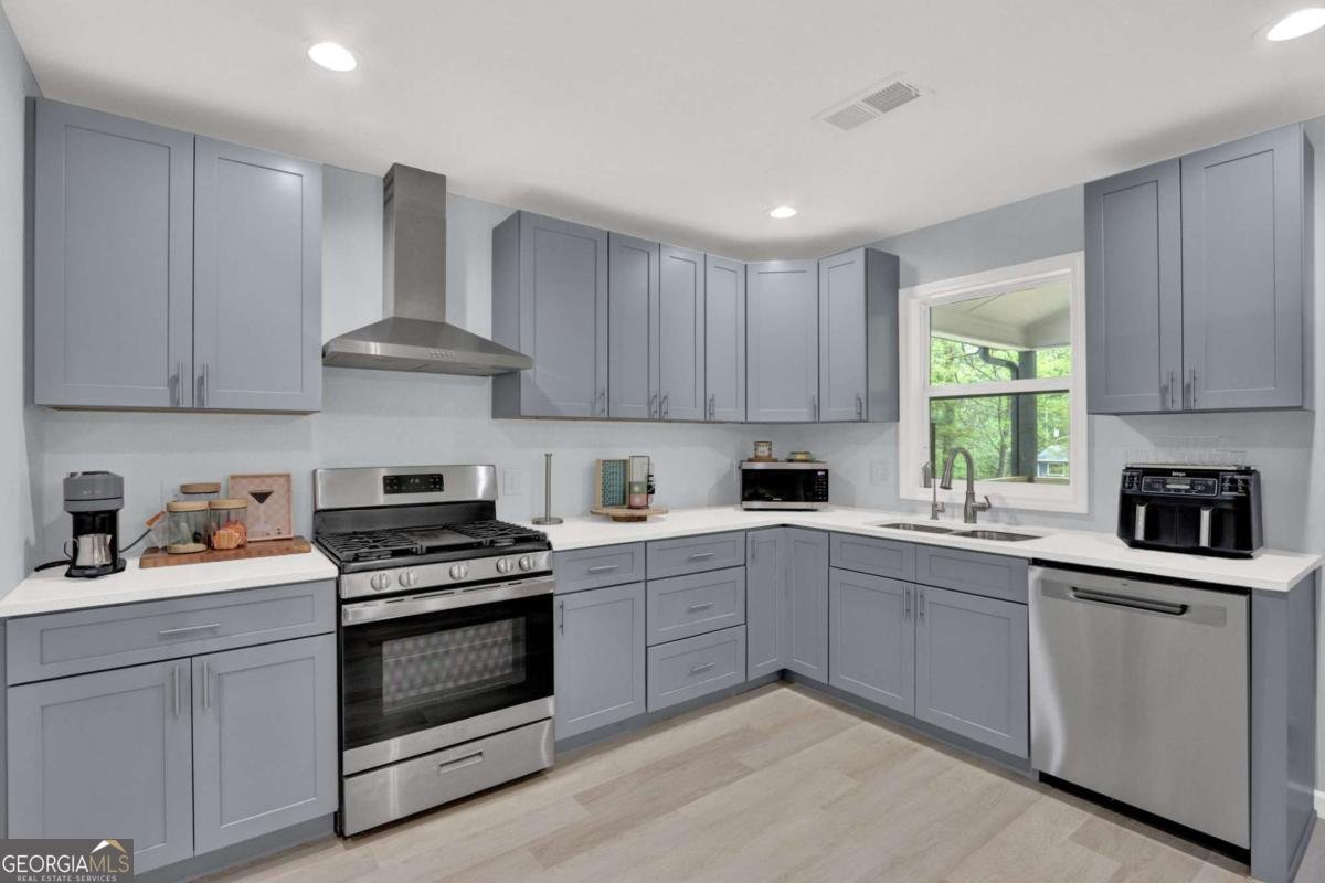 447 Warren Rd Lawrenceville - Photo 14