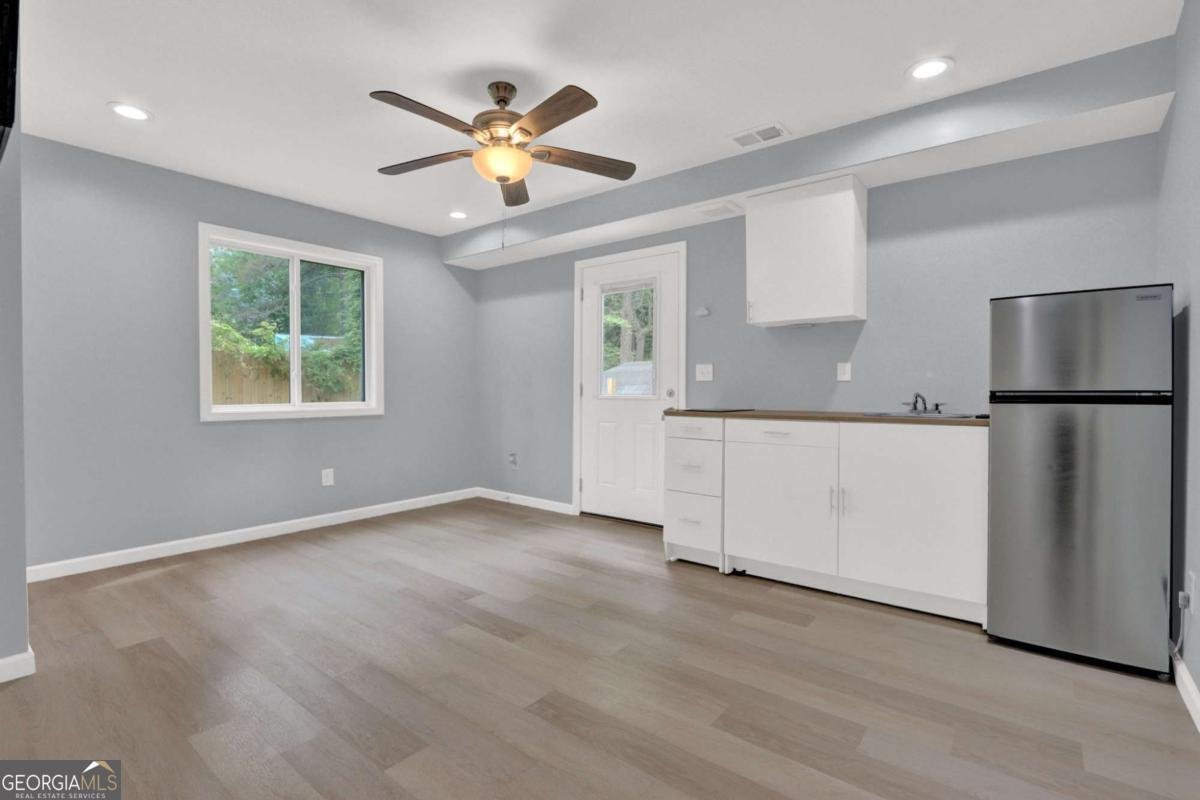 447 Warren Rd Lawrenceville - Photo 27