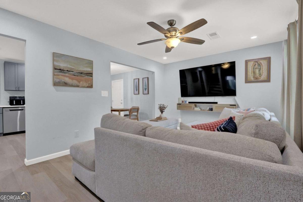 447 Warren Rd Lawrenceville - Photo 7