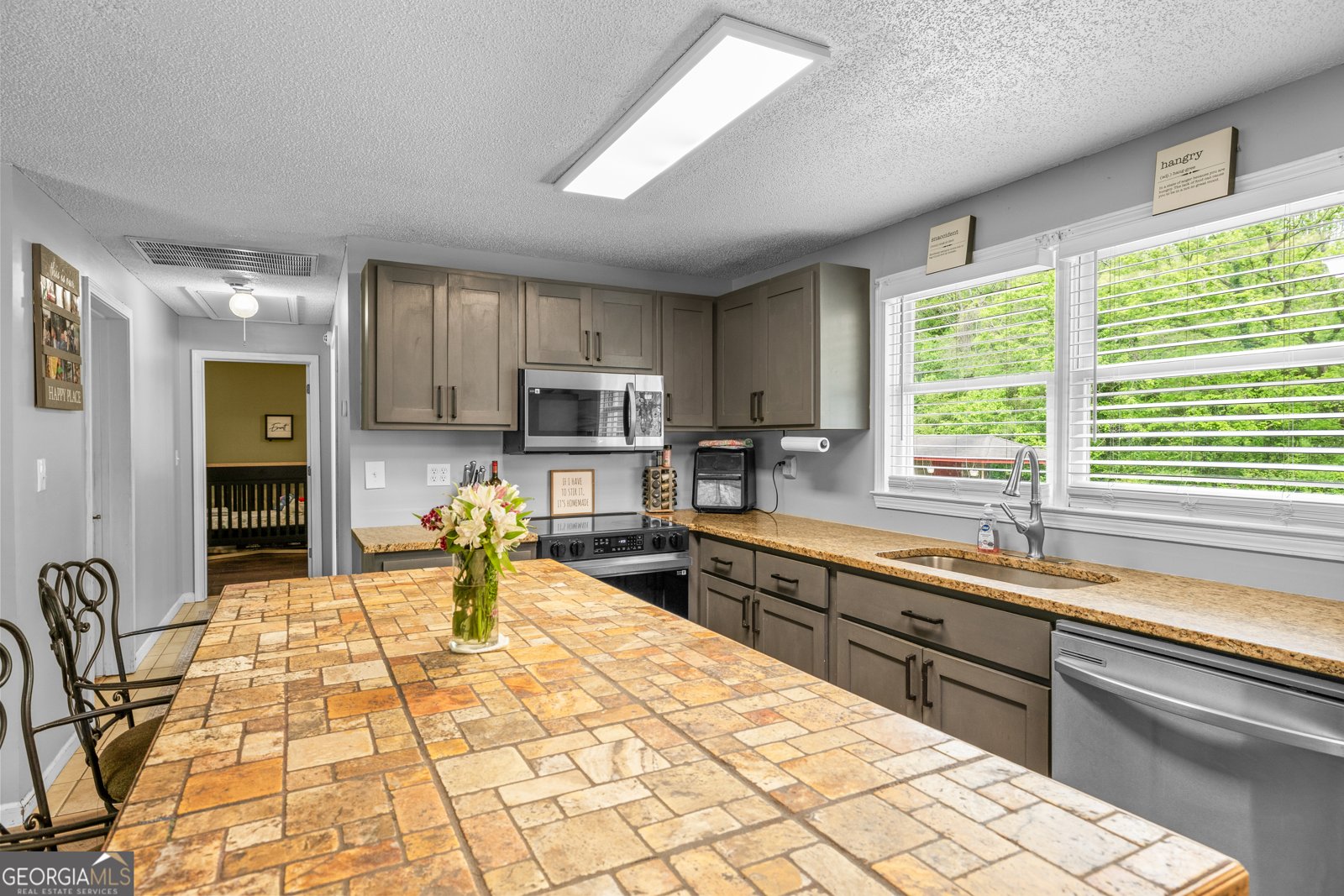 71 Hughes Dairy Road Lindale - Photo 9