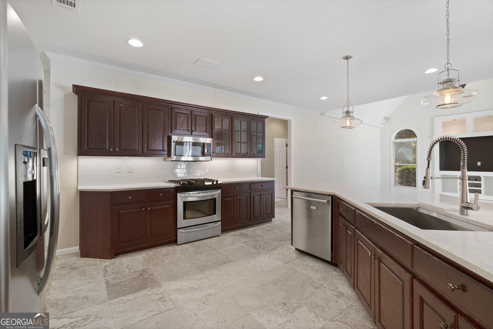 735 Mill Circle Alpharetta - Photo 14