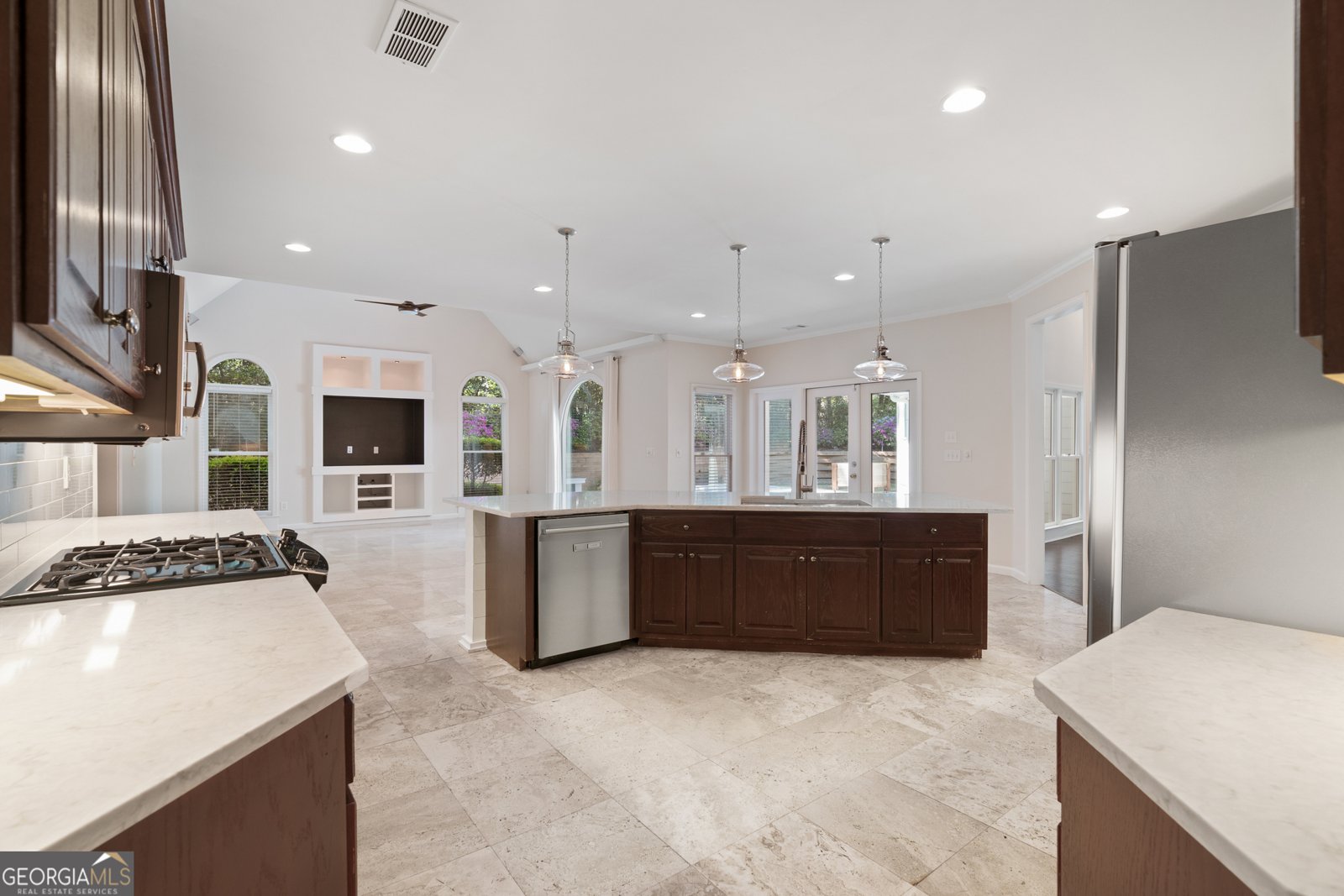 735 Mill Circle Alpharetta - Photo 15